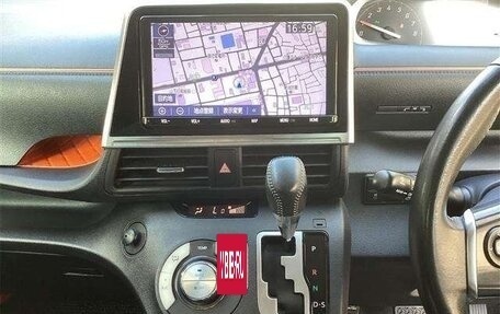 Toyota Sienta II, 2021 год, 1 200 000 рублей, 33 фотография