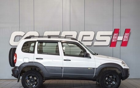 Chevrolet Niva I рестайлинг, 2018 год, 960 000 рублей, 4 фотография