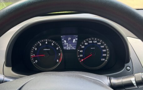 Hyundai Solaris II рестайлинг, 2011 год, 715 000 рублей, 12 фотография