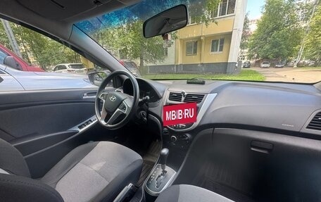 Hyundai Solaris II рестайлинг, 2011 год, 715 000 рублей, 17 фотография