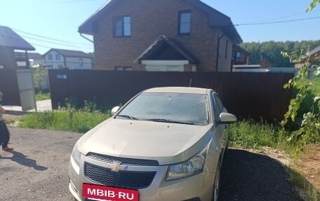 Chevrolet Cruze II, 2011 год, 700 000 рублей, 5 фотография