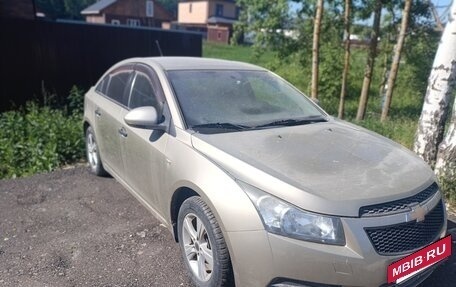 Chevrolet Cruze II, 2011 год, 700 000 рублей, 8 фотография