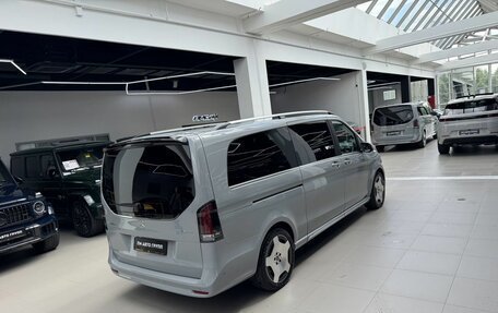 Mercedes-Benz V-Класс, 2026 год, 14 290 000 рублей, 38 фотография