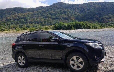 Toyota RAV4, 2013 год, 1 800 008 рублей, 2 фотография