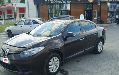 Renault Fluence I, 2014 год, 420 000 рублей, 2 фотография