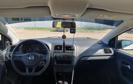 Volkswagen Polo VI (EU Market), 2015 год, 1 000 000 рублей, 7 фотография