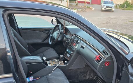 Mercedes-Benz E-Класс, 1999 год, 590 000 рублей, 4 фотография