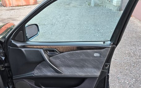 Mercedes-Benz E-Класс, 1999 год, 590 000 рублей, 8 фотография