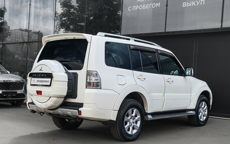 Mitsubishi Pajero IV, 2011 год, 2 590 000 рублей, 4 фотография