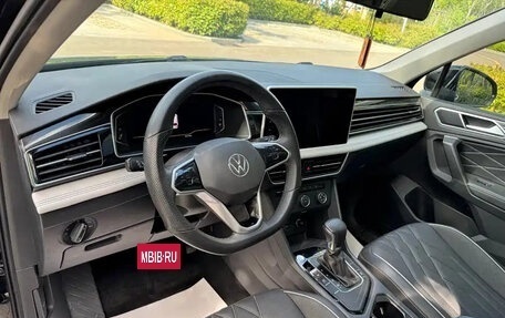 Volkswagen Tiguan II, 2022 год, 2 420 035 рублей, 10 фотография