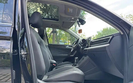 Volkswagen Tiguan II, 2022 год, 2 420 035 рублей, 19 фотография