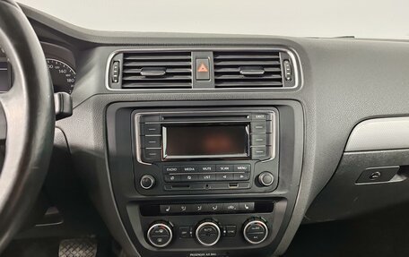 Volkswagen Jetta VI, 2013 год, 1 249 000 рублей, 15 фотография