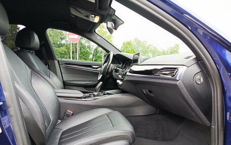 BMW 5 серия, 2019 год, 2 990 000 рублей, 13 фотография