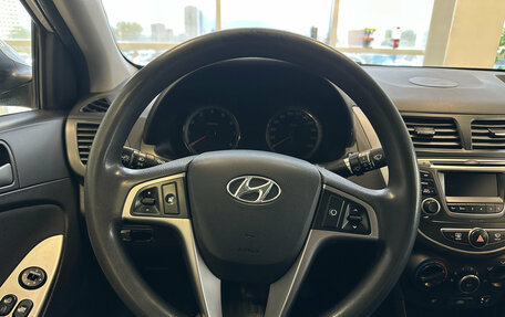 Hyundai Solaris II рестайлинг, 2016 год, 870 000 рублей, 7 фотография
