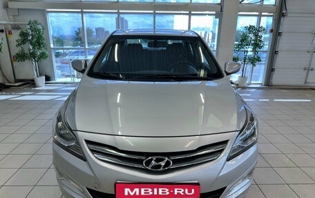 Hyundai Solaris II рестайлинг, 2016 год, 870 000 рублей, 3 фотография