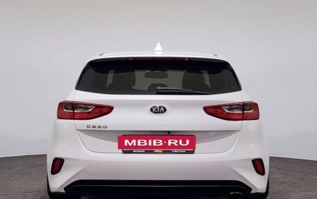 KIA cee'd III, 2021 год, 1 880 000 рублей, 6 фотография