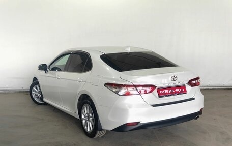 Toyota Camry, 2021 год, 3 700 000 рублей, 7 фотография