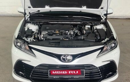 Toyota Camry, 2021 год, 3 700 000 рублей, 20 фотография