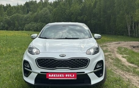 KIA Sportage IV рестайлинг, 2019 год, 1 950 000 рублей, 2 фотография