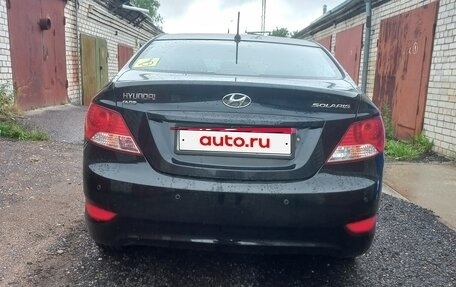 Hyundai Solaris II рестайлинг, 2012 год, 800 000 рублей, 10 фотография