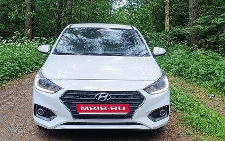 Hyundai Solaris II рестайлинг, 2018 год, 1 125 000 рублей, 2 фотография