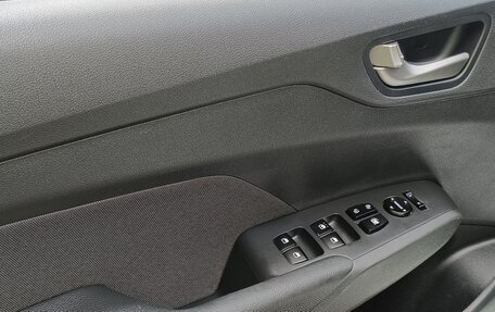 Hyundai Solaris II рестайлинг, 2018 год, 1 125 000 рублей, 9 фотография