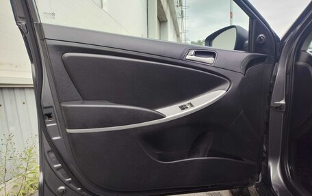 Hyundai Solaris II рестайлинг, 2013 год, 535 000 рублей, 11 фотография
