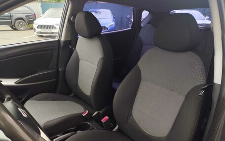 Hyundai Solaris II рестайлинг, 2013 год, 535 000 рублей, 10 фотография
