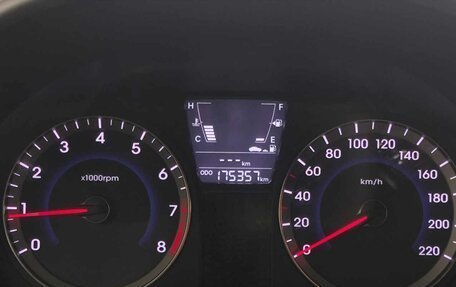 Hyundai Solaris II рестайлинг, 2013 год, 535 000 рублей, 22 фотография