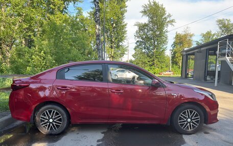 KIA Rio IV, 2017 год, 1 100 000 рублей, 4 фотография