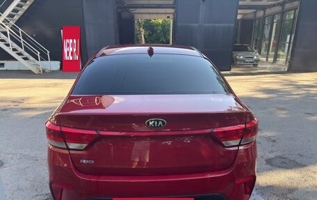 KIA Rio IV, 2017 год, 1 100 000 рублей, 6 фотография