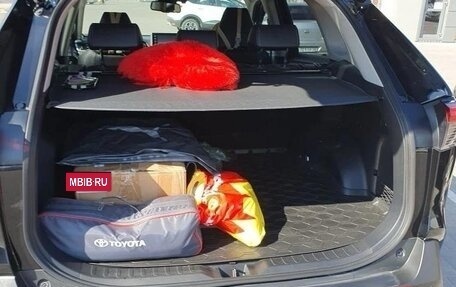 Toyota RAV4, 2020 год, 4 600 000 рублей, 19 фотография