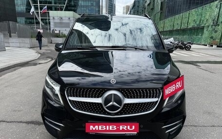 Mercedes-Benz V-Класс, 2020 год, 5 800 000 рублей, 2 фотография