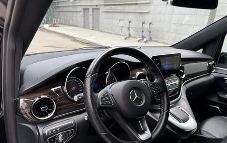 Mercedes-Benz V-Класс, 2020 год, 5 800 000 рублей, 19 фотография