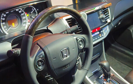 Honda Accord IX рестайлинг, 2013 год, 1 775 000 рублей, 10 фотография