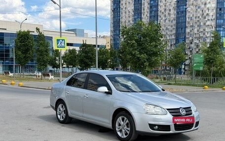 Volkswagen Jetta VI, 2008 год, 800 000 рублей, 5 фотография
