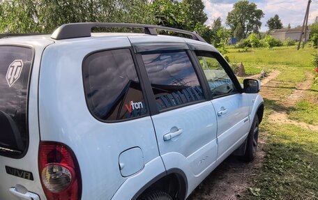 Chevrolet Niva I рестайлинг, 2013 год, 550 000 рублей, 2 фотография