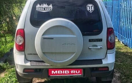 Chevrolet Niva I рестайлинг, 2013 год, 550 000 рублей, 3 фотография
