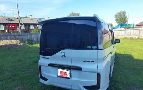 Honda Stepwgn IV, 2020 год, 2 350 000 рублей, 4 фотография