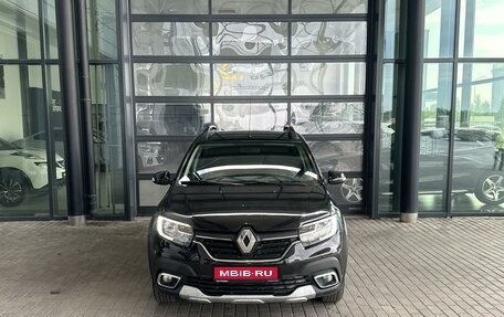 Renault Sandero II рестайлинг, 2018 год, 899 000 рублей, 3 фотография