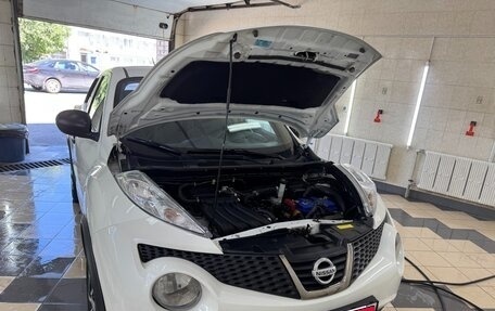 Nissan Juke II, 2014 год, 930 000 рублей, 3 фотография