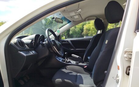 Mazda 3, 2011 год, 700 000 рублей, 8 фотография