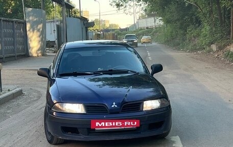 Mitsubishi Carisma I, 2002 год, 250 000 рублей, 2 фотография