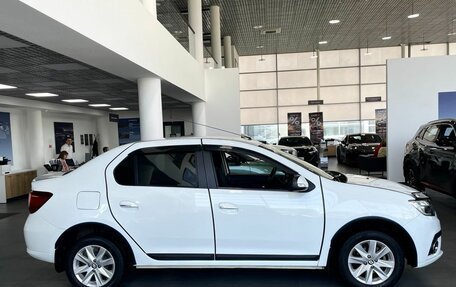 Renault Logan II, 2018 год, 749 900 рублей, 8 фотография