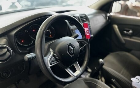 Renault Logan II, 2018 год, 749 900 рублей, 12 фотография