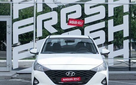 Hyundai Solaris II рестайлинг, 2021 год, 1 415 000 рублей, 3 фотография