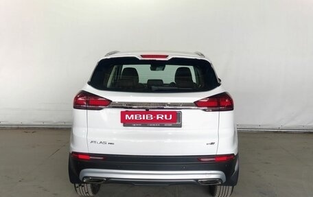 Geely Atlas, 2024 год, 2 400 000 рублей, 6 фотография