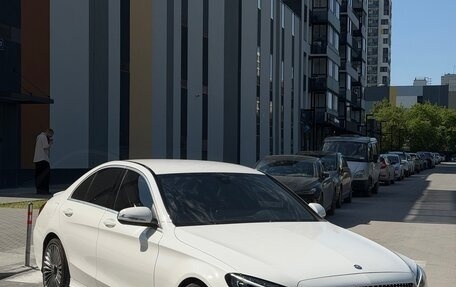 Mercedes-Benz C-Класс, 2015 год, 2 400 000 рублей, 1 фотография