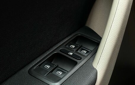 Skoda Yeti I рестайлинг, 2011 год, 1 099 000 рублей, 19 фотография