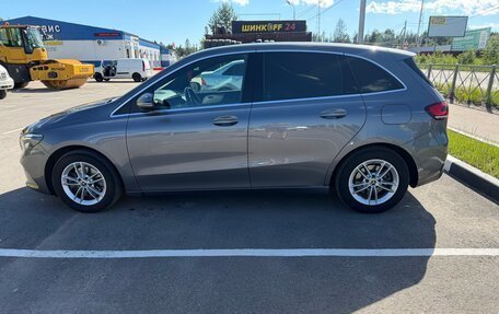 Mercedes-Benz B-Класс, 2020 год, 2 100 000 рублей, 6 фотография